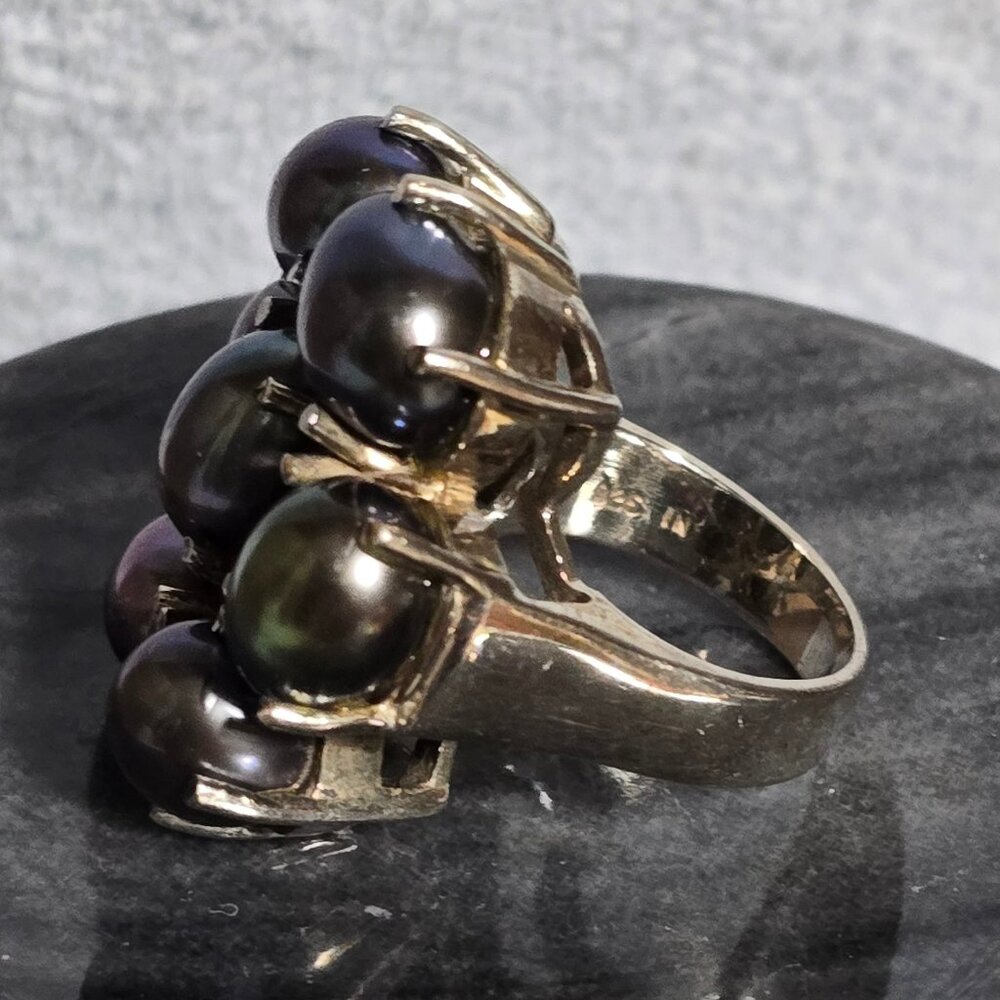 Sterling Silver Ring with Black pearls
